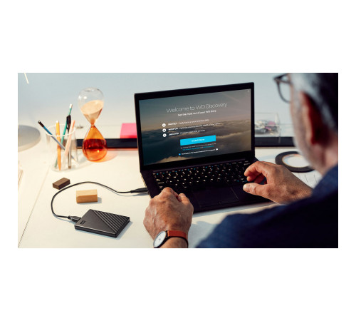 Внешний жесткий диск 1TB Western Digital My Passport WDBYVG0010BBK-WESN, черный