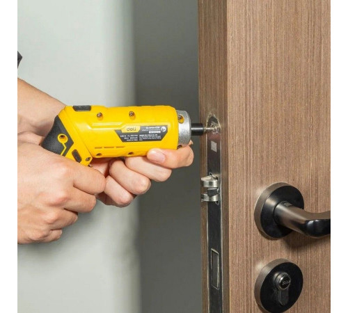 Отвертка аккумуляторная Deli DL-DP04-E2B1 (3,6В, 1,5А*ч, 3Нм, набор бит 10 шт, пласт. кейс)