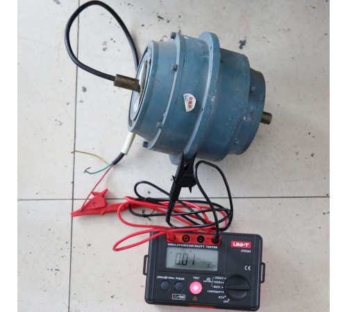 Измеритель сопротивления изоляции UNI-T UT502A