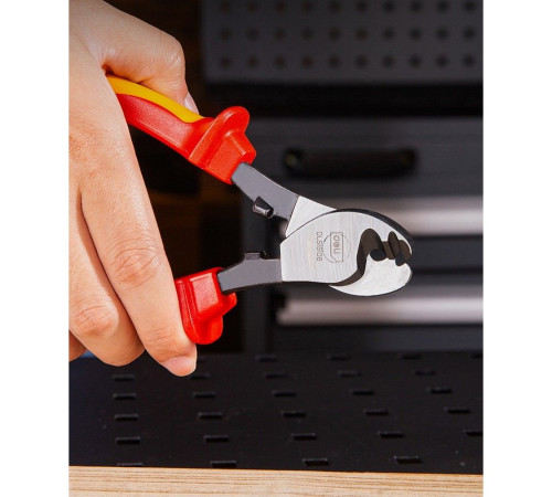 Диэлектрический кабелерез Deli DL515106, 160мм, сталь Cr-V, сертификат VDE для работ под напряжением до 1000 В