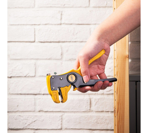 Автоматические клещи (стриппер) Deli DL2003 для снятия изоляции, 180мм, диапазон зачистки 0,5-6 мм