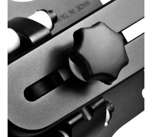 Кронштейн для монитора Silverstone SST-ARM23BS-L, черный