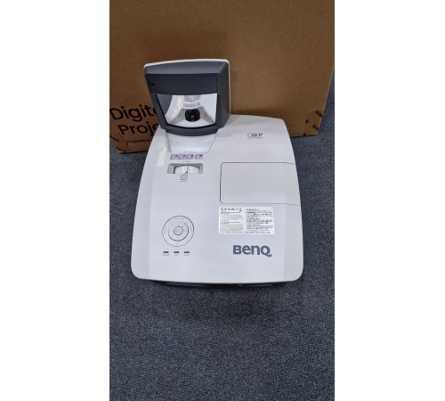 Проектор BenQ MW855UST+