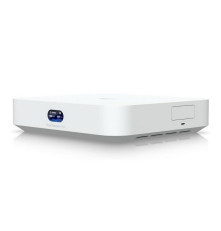 Маршрутизатор Ubiquiti UniFi Cloud Gateway Max