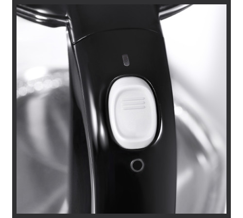 Чайник EVELUX EWK 0902 G, черный