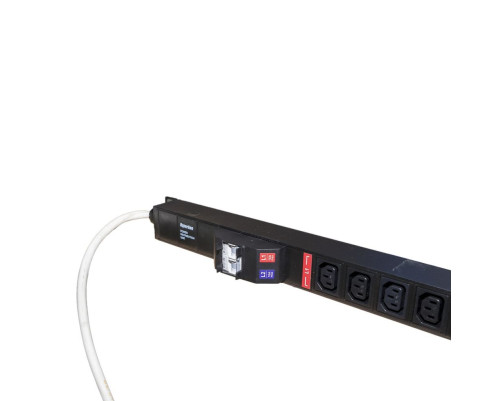 Блок розеток Hyperline SHE-20IEC-4BIEC-B-3PVB, 20 розеток IEC320 C13, 4 розетки IEC320 C19, 3 м, черный Блок розеток Hyperline SHE-20IEC-4BIEC-B-3PVB, 20 розеток IEC320 C13, 4 розетки IEC320 C19, 3 м, черный