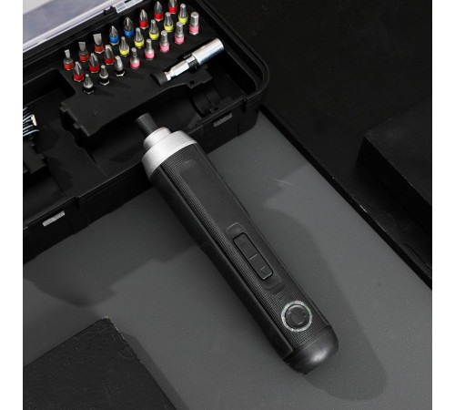 Отвертка аккумуляторная Deli DL-DP04-E1B2 (3,6В, 2А*ч, 5Нм, набор бит 24 шт, пласт. кейс)