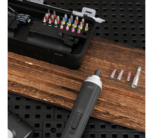 Отвертка аккумуляторная Deli DL-DP04-E1B2 (3,6В, 2А*ч, 5Нм, набор бит 24 шт, пласт. кейс)