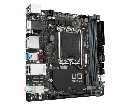 Материнская плата Gigabyte H610I DDR4 (LGA1700) Материнская плата Gigabyte H610I DDR4 (LGA1700)