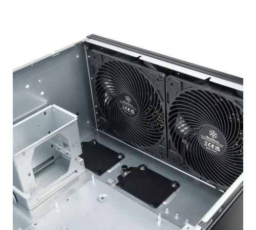 Корпус Silverstone SST-RM51