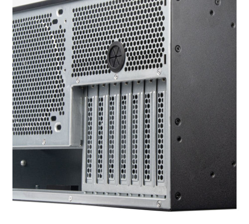 Корпус Silverstone SST-RM51